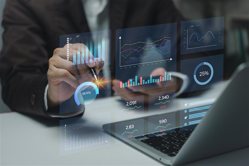The Deep End - Blog 3 How to Spot Early Turnover Signals Before It’s Too Late